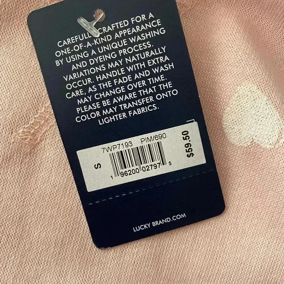 🆕 Lucky Brand Heart Print Oversized Side-Split Sweatshirt Blush Pink S🆕 - Picture 11 of 11